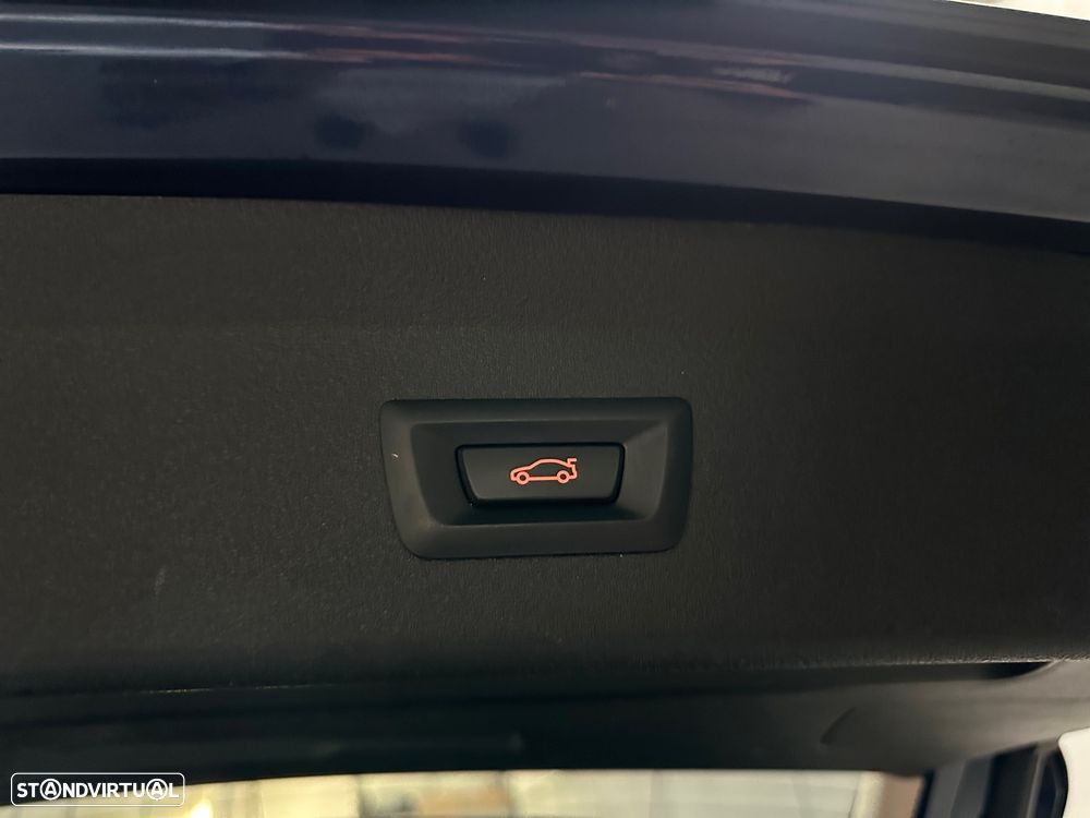 BMW X1 18 d sDrive Auto xLine - 14