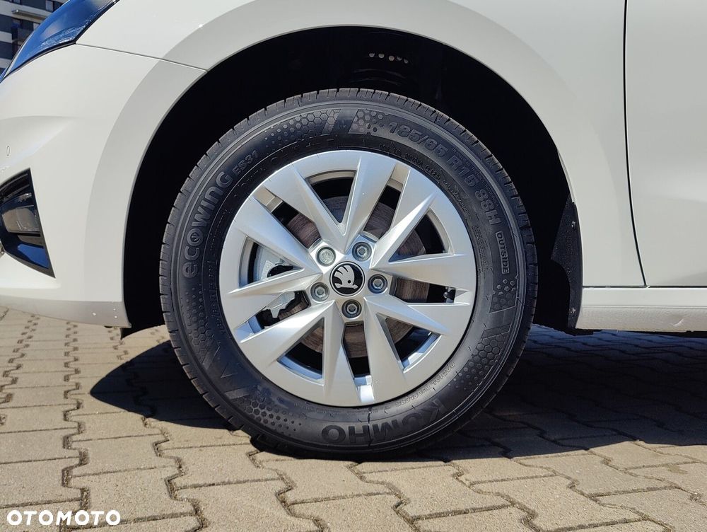 Skoda Fabia 1.0 TSI Drive - 30