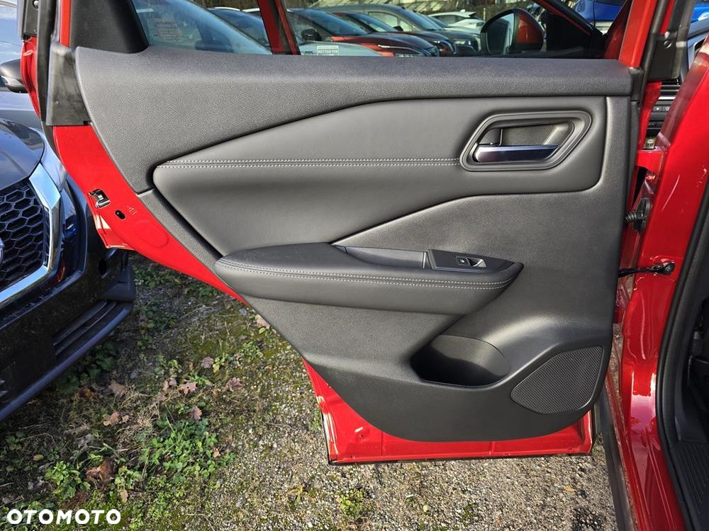 Nissan Qashqai 1.3 DIG-T mHEV N-Connecta Xtronic - 7