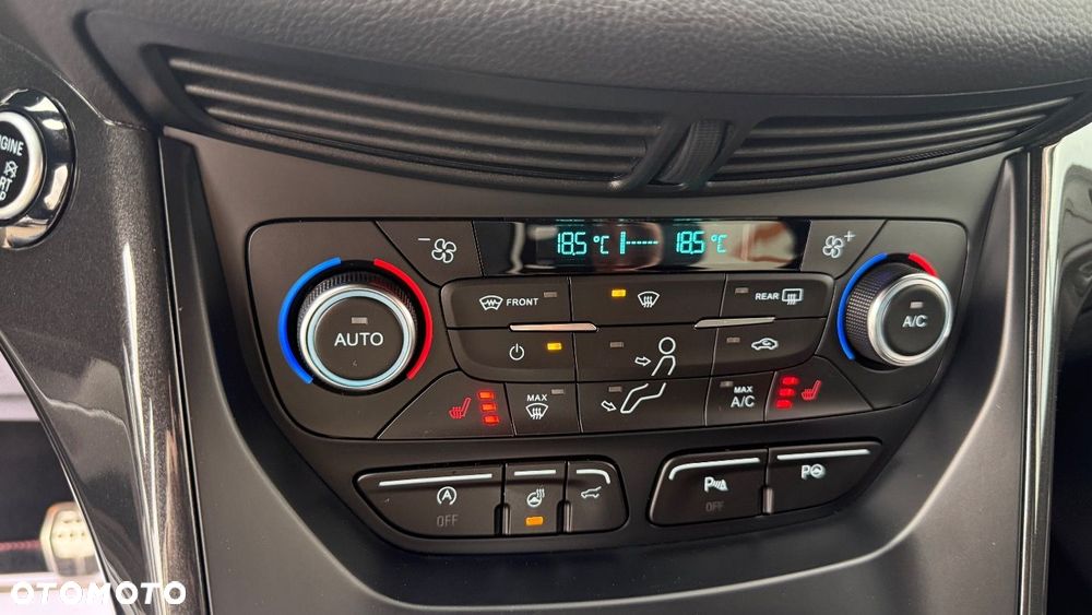 Ford Kuga - 28