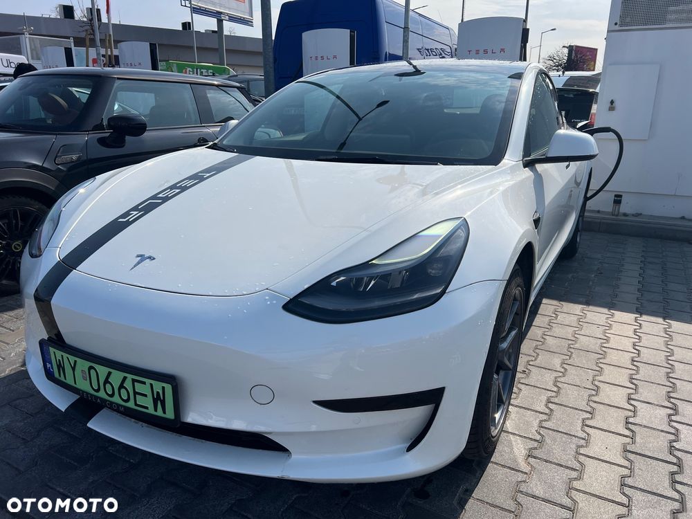 Tesla Model 3 Standard Reichweite Plus Hinterradantrieb - 1