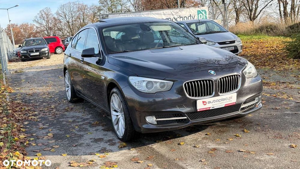 BMW 5GT - 1