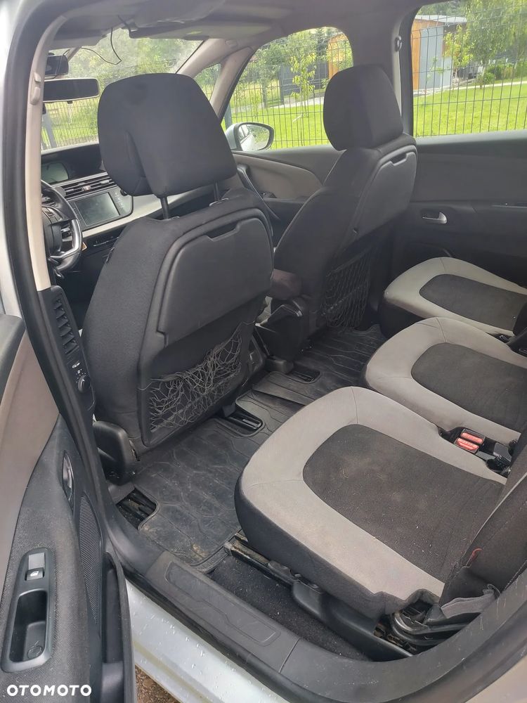 Citroën C4 Grand Picasso 1.6 e-HDi Exclusive - 9