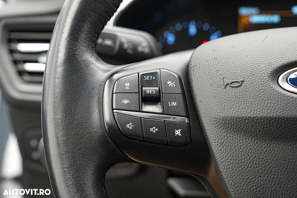 Ford Focus 2.0 EcoBlue Titanium Business - 20