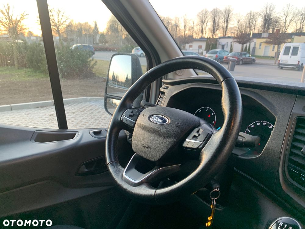 Ford Transit - 21