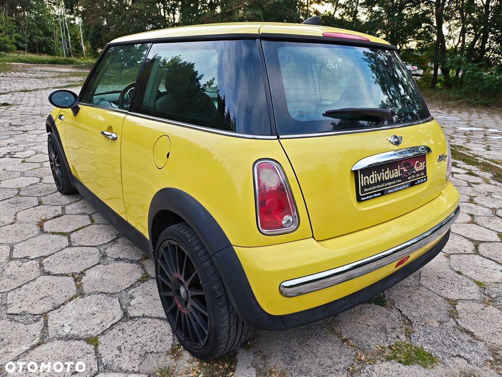 MINI ONE D - 17