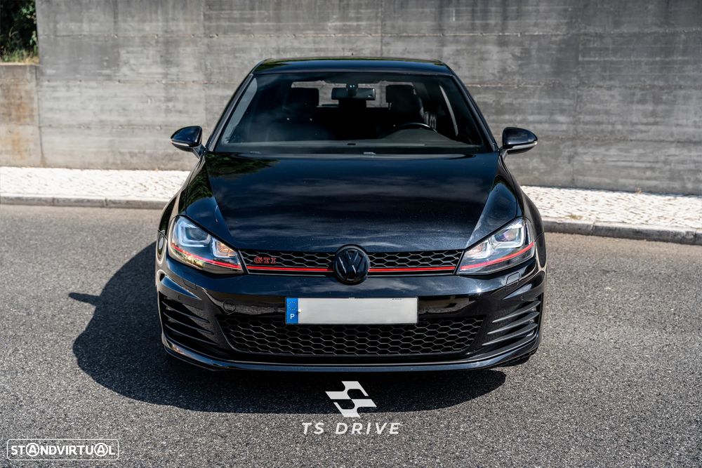VW Golf 2.0 TSi GTi DSG - 3