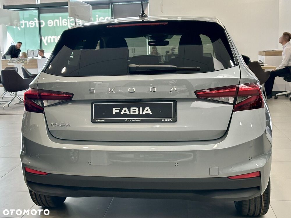 Skoda Fabia 1.0 TSI Selection DSG - 5