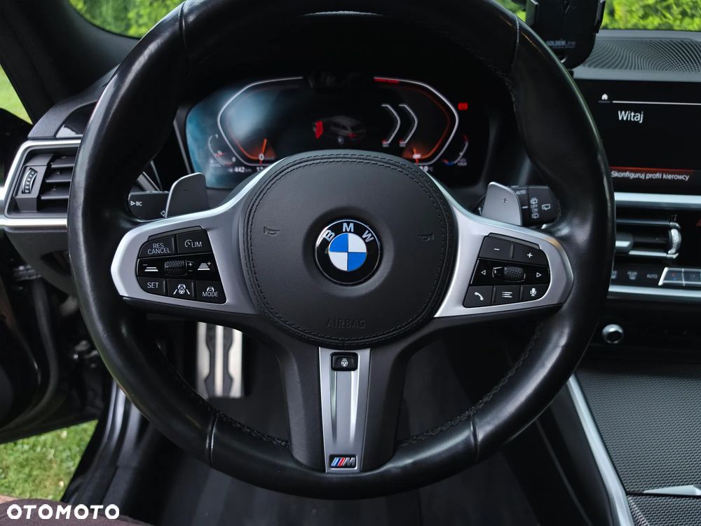 BMW Seria 3 320d xDrive Edition M Sport Shadow - 29