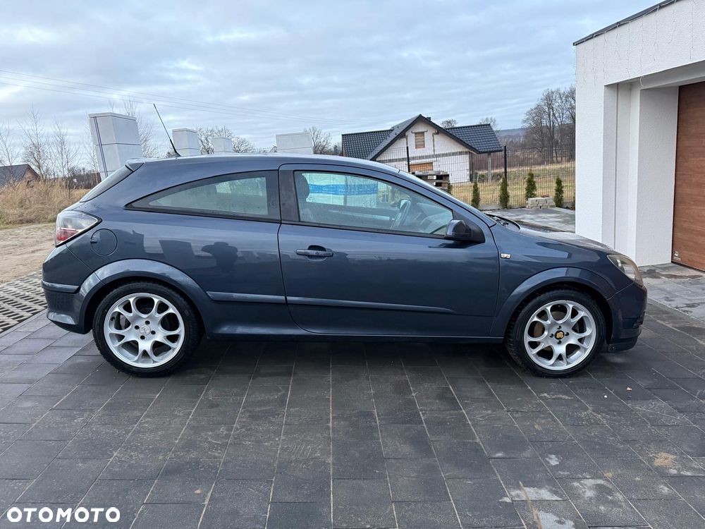 Opel Astra 1.6 - 9