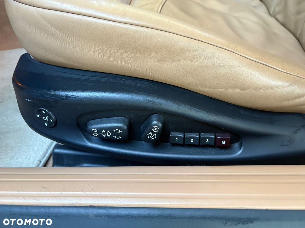 BMW Seria 6 650 i - 14