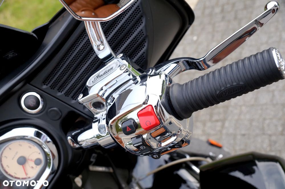 Indian Roadmaster - 14