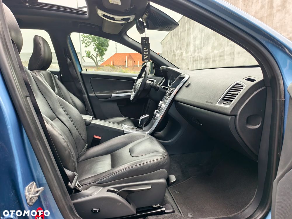 Volvo XC 60 D4 Geartronic Summum - 14