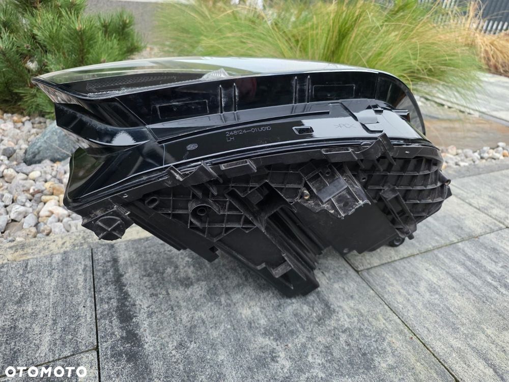 BMW X1 U11 Lampy przód Full Led Adaptive 5A5BD47-02 5A9A228-01 Srebne - 11