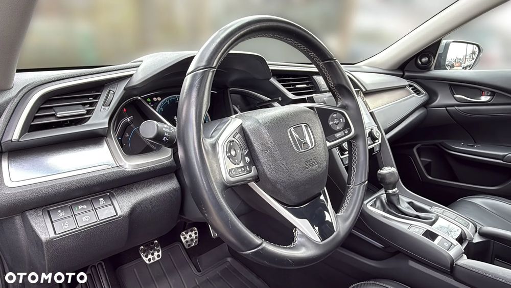 Honda Civic 1.5 T Executive - 24