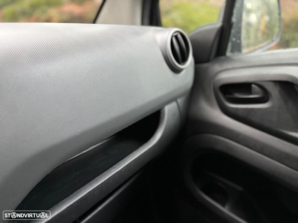 Citroën Berlingo 1.6 BlueHDi L1 3L - 18