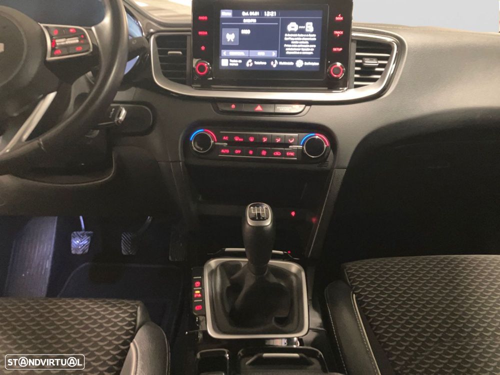 Kia Ceed SW 1.0 T-GDI Sport - 13