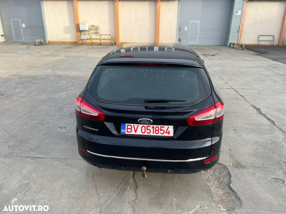 Ford Mondeo - 4