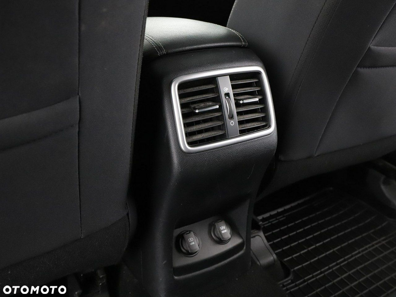 Kia Sportage 1.6 GDI Business Line 2WD - 36