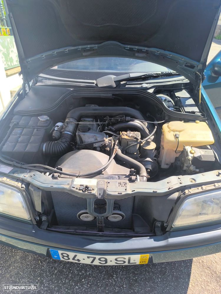 Mercedes-Benz C 200 D — fotografia 6