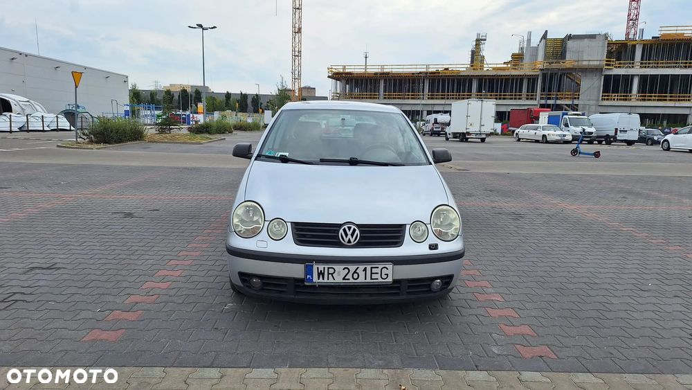 Volkswagen Polo - 2