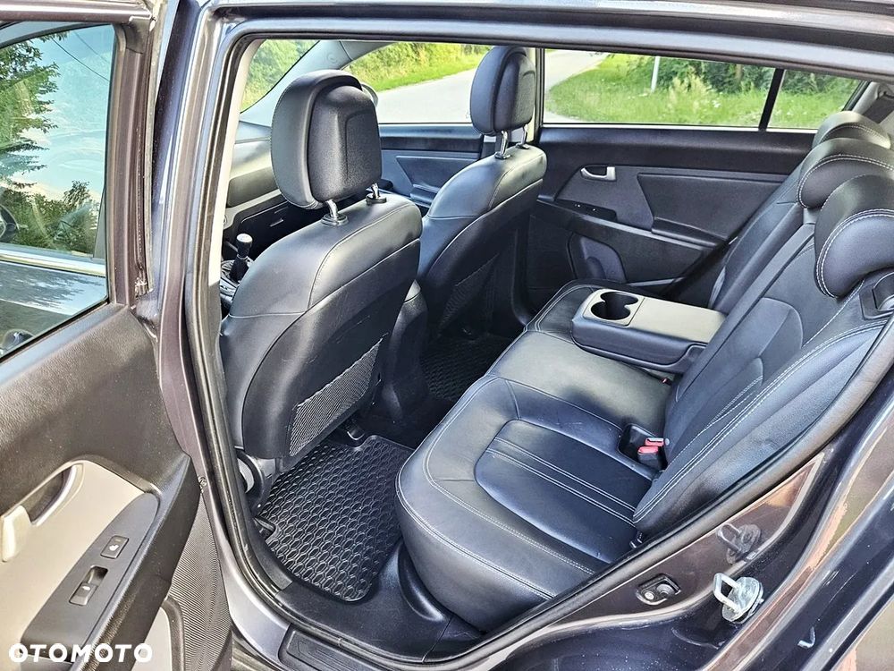 Kia Sportage 2.0 CVVT 2WD Spirit - 16