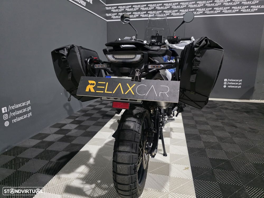 Husqvarna Norden 901 EXPEDITION - 8