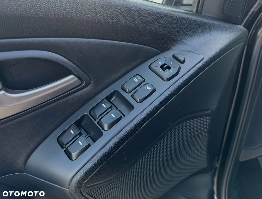 Hyundai ix35 1.7 CRDi Premium 2WD - 14