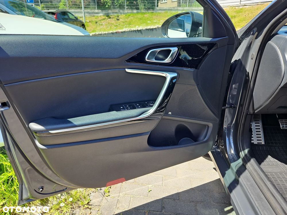 Kia Ceed 1.4 T-GDI L Business Line - 10