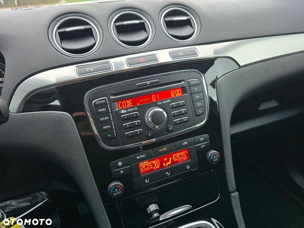 Ford S-Max 2.0 TDCi Titanium - 18