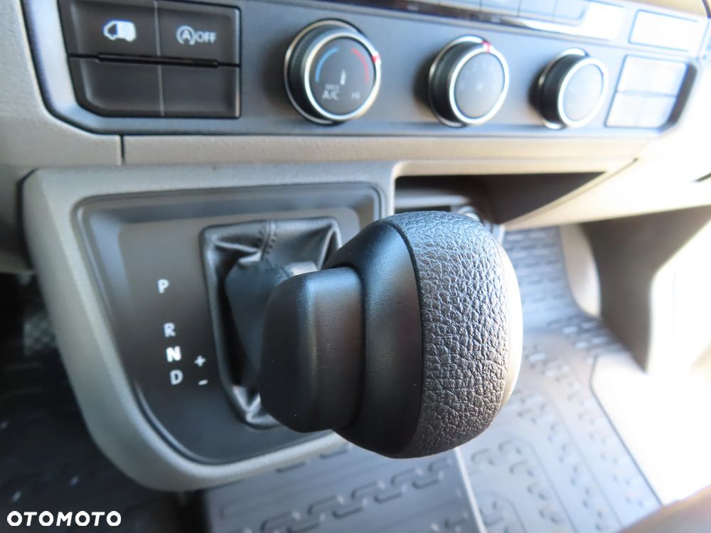 Volkswagen Crafter 35 BiTDI 2.0 177 KM AUTOMAT 8-Mio Furgon Blaszak L4H2 LONG MAX 4300 mm, Rozstaw Osi 4490 mm, Ładowność 1152 Kg GWARANCJA PRODUCENTA Stan Wizualny I Techniczny NOWY Tak Jak Z Taśmy Produkcyjnej Gotowy Dostępny OKAZJA POLECAM - 39