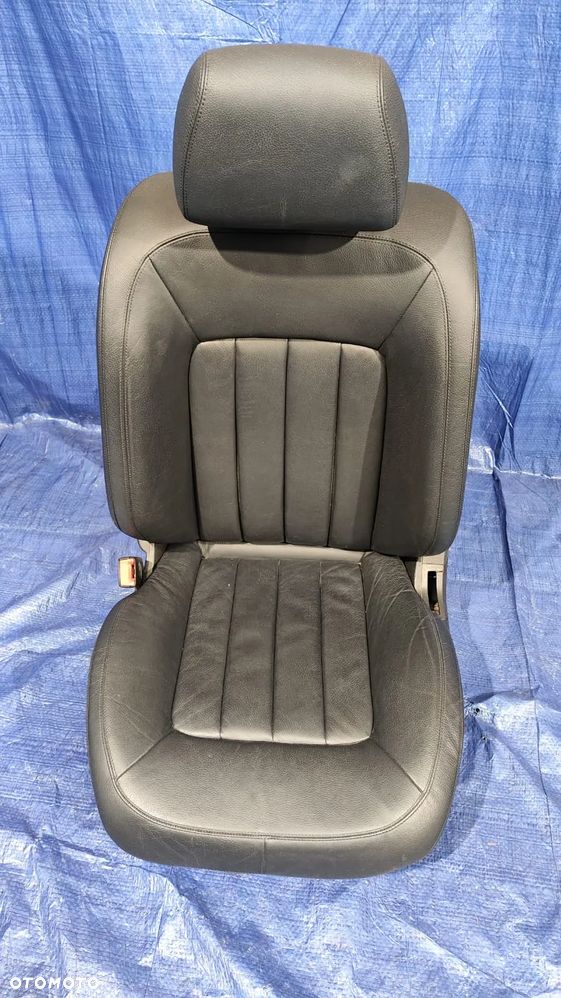 FOTEL LEWY PRZÓD SKÓRA CZARNY GRZANY PODGRZEWANY OSŁONA ZAGŁÓWEK MERCEDES CLS W218 C218 - 4