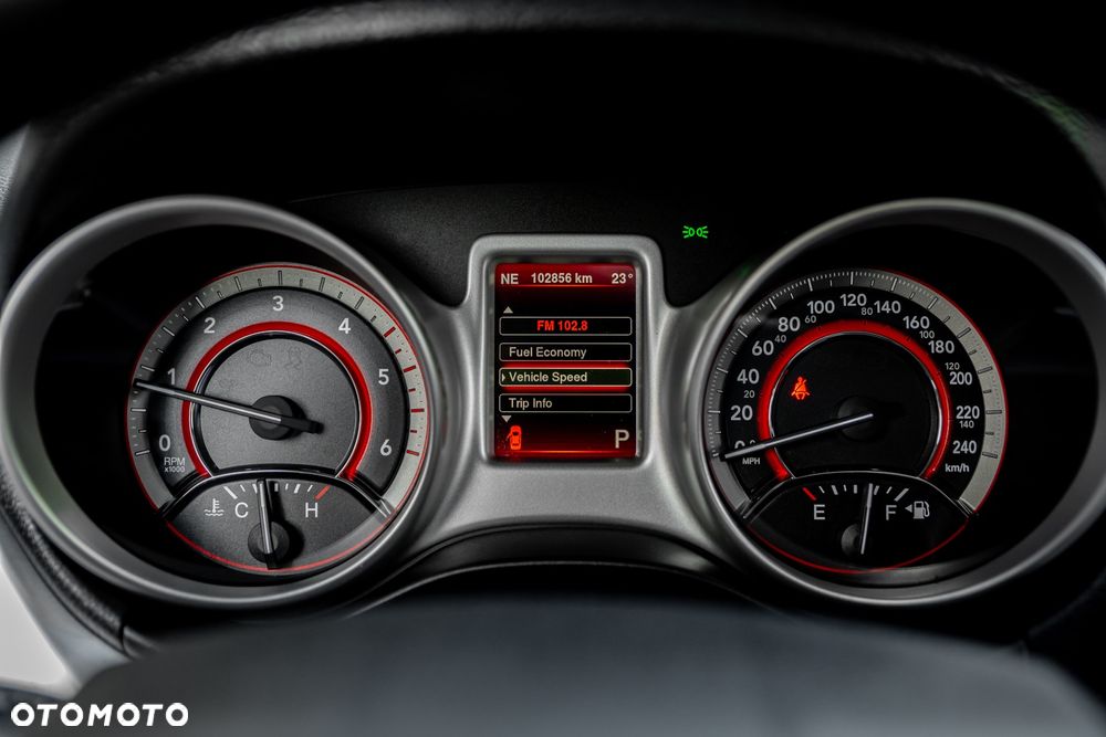 Fiat Freemont 2.0 Multijet Lounge AWD - 29