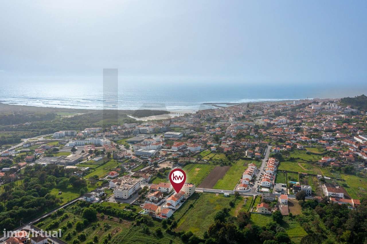 Moradia T4 em banda com terraço e garagem em Vila Praia de Âncora, Cam - Grande imagem: 5/38