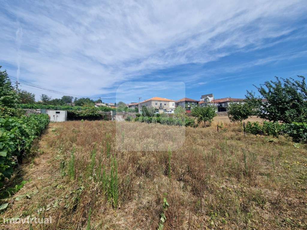 Terreno plano de 830 m² em Abaças, Vila Real - Grande imagem: 5/9