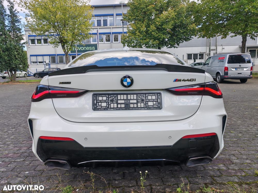 BMW M4 M440i xDrive AT MHEV - 15