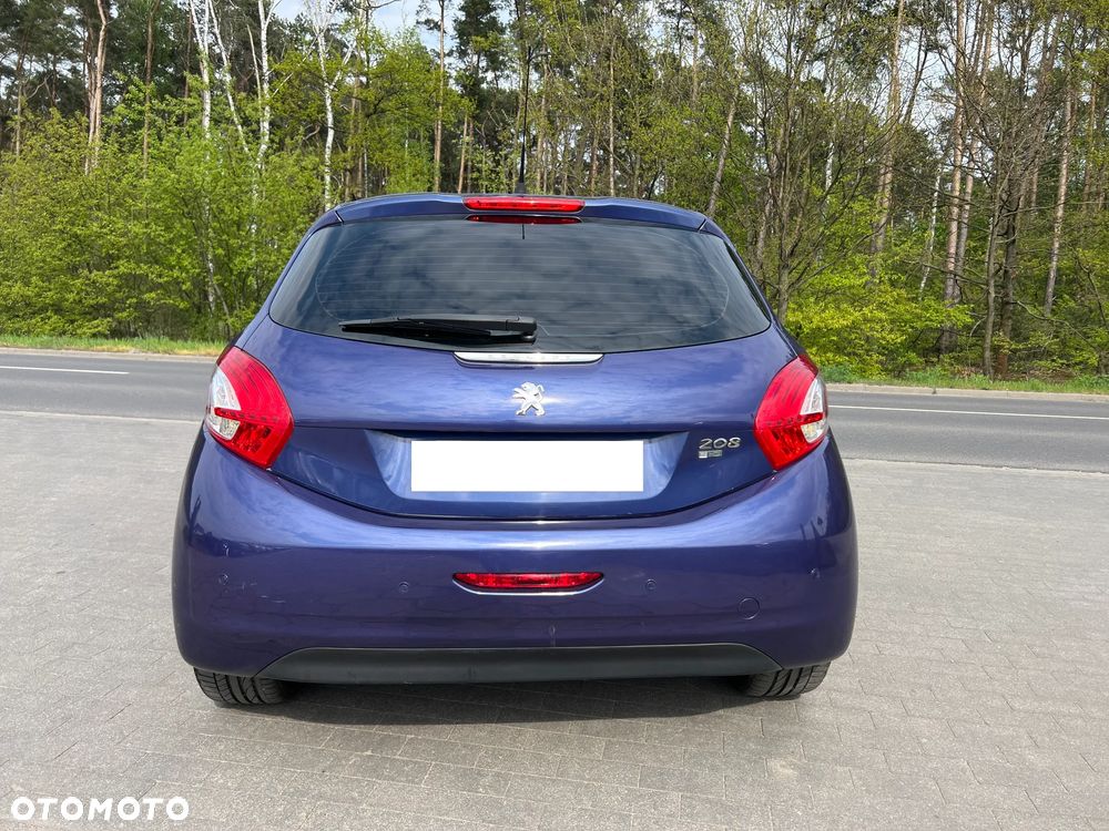 Peugeot 208 - 7