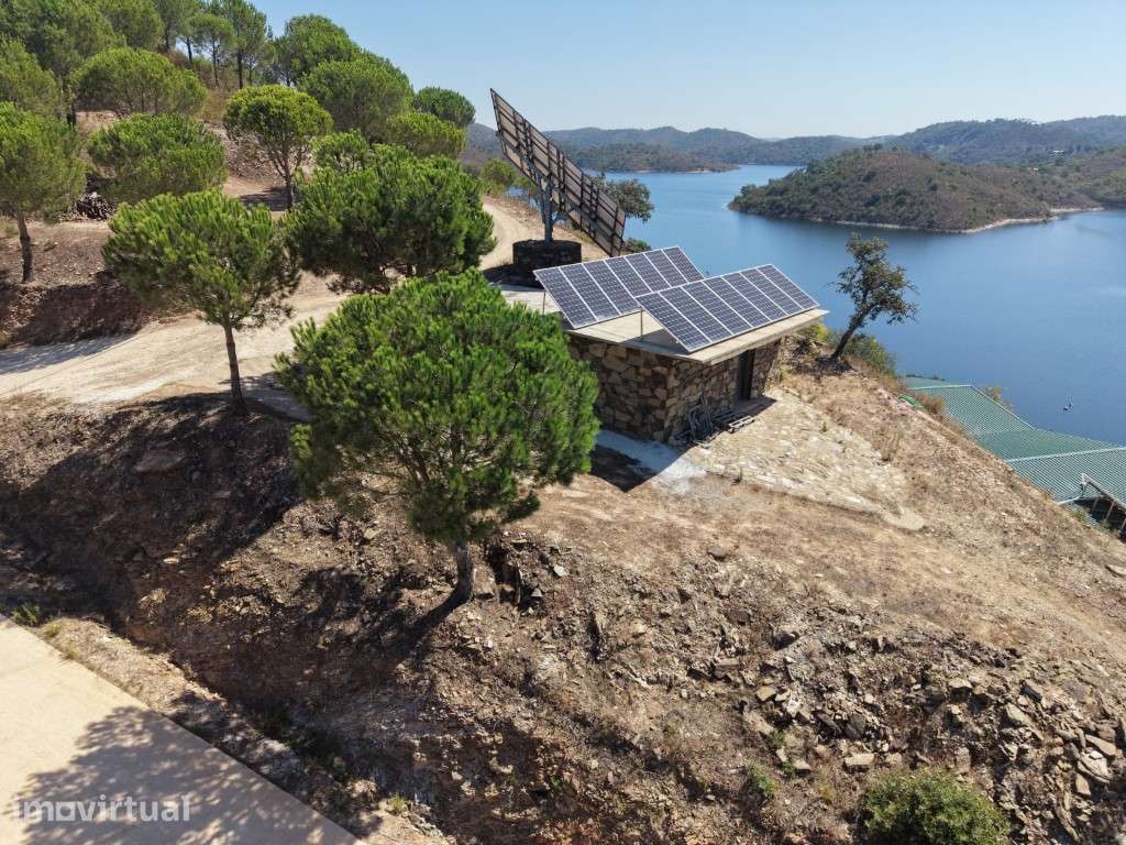 Quinta Off-Grid de 10 Hectares com Acesso ao Lago e Ancoradouro - Grande imagem: 5/30