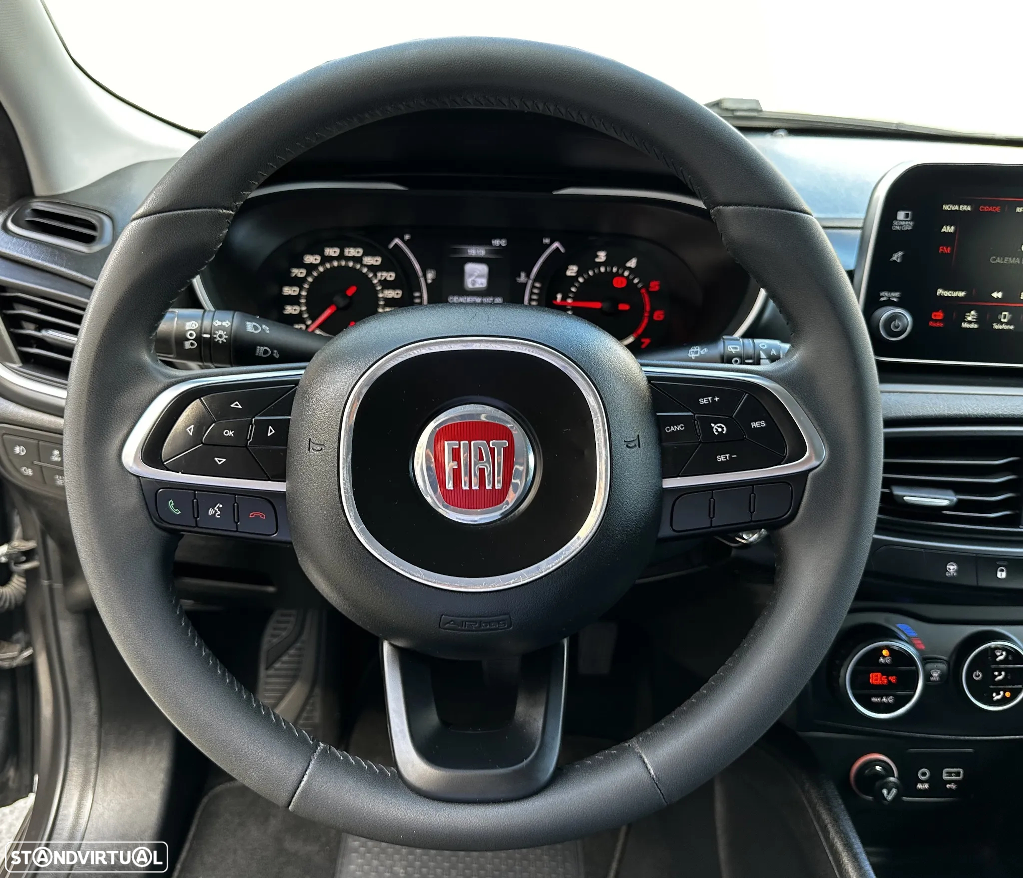 Fiat Tipo Station Wagon 1.3 M-Jet Lounge J17 - 24
