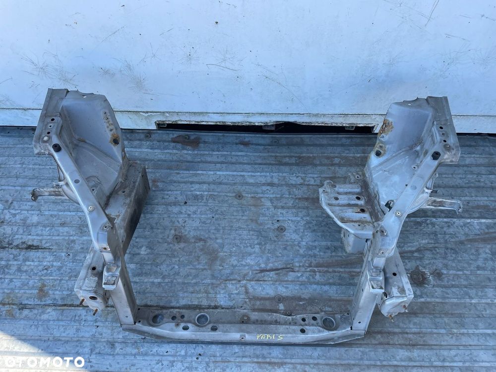 Belka pod chlodnice podluznica okular przod 199 Toyota Yaris I 1 Japonia - 3