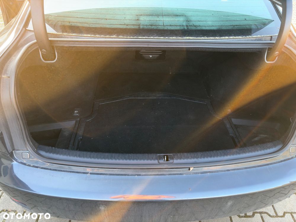 Lexus IS 220 D Prestige - 5