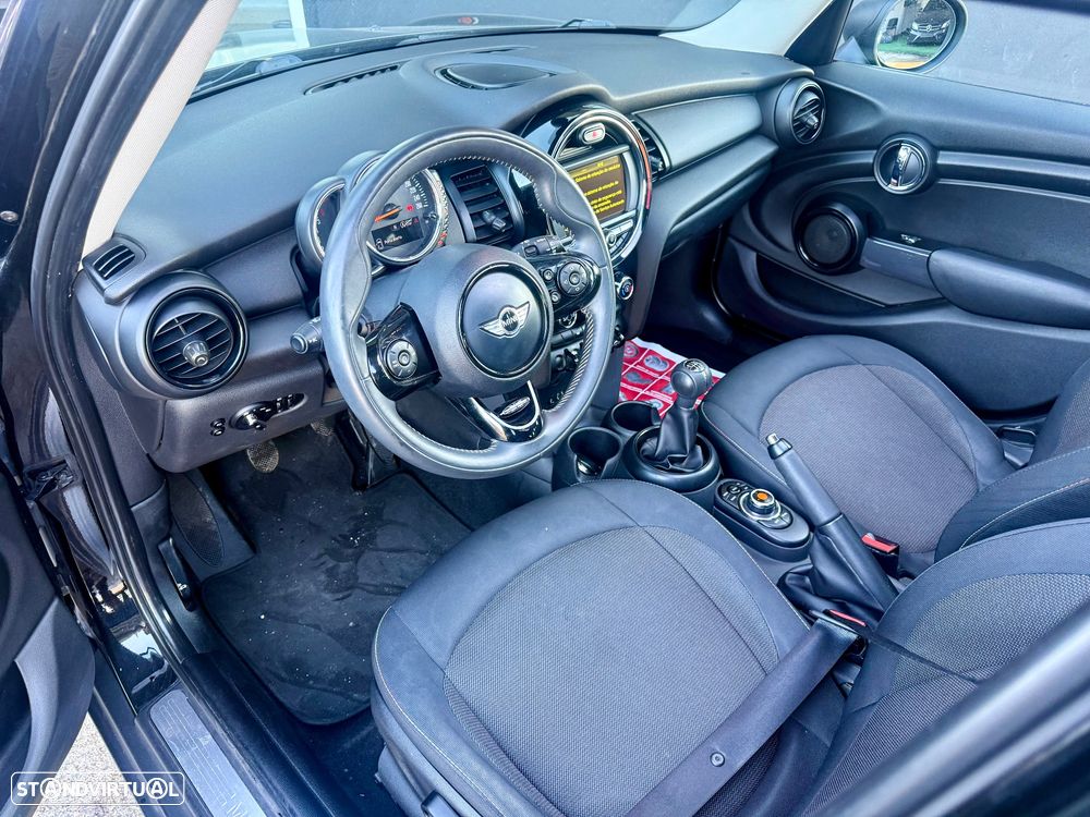MINI 5 Portas Cooper D - 6