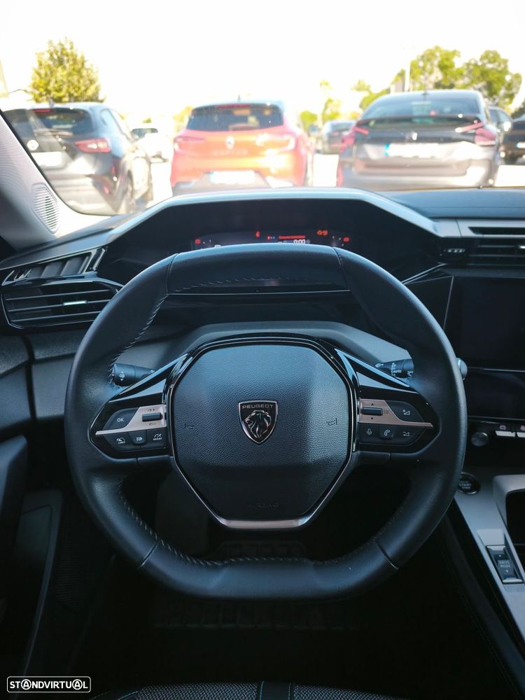 Peugeot 308 1.2 PureTech Allure - 13