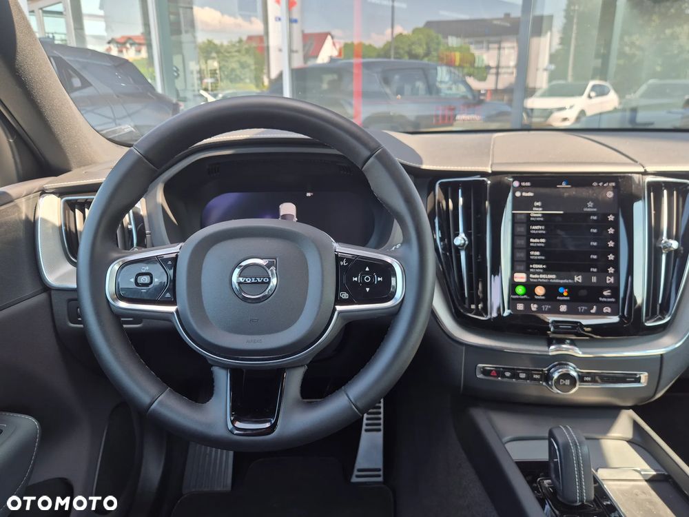 Volvo XC 60 B4 B R-Design - 10