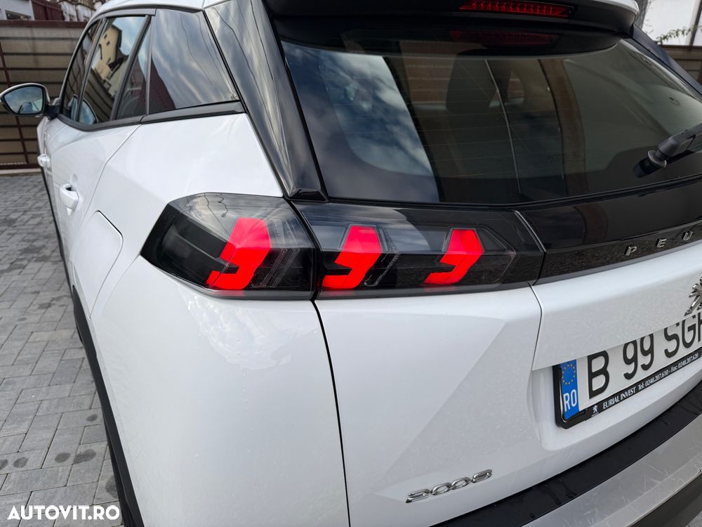 Peugeot 2008 PureTech 130 EAT8 Active - 24