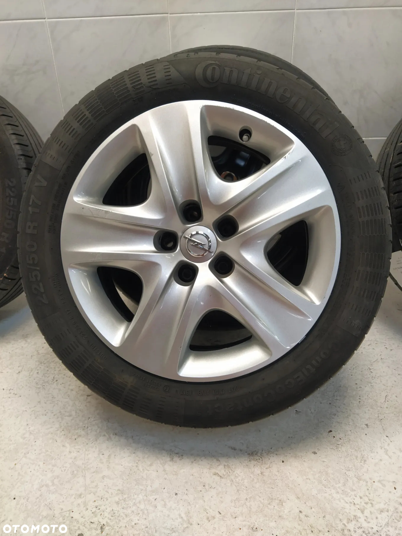 OPEL ASTRA J INSIGNIA 7X17 FELGI STALOWE R17 5X115 ET44 OPONY CONTINENTAL 225/50 KOŁA KOŁPAKI KOMPLET ORYGINAŁ - 13