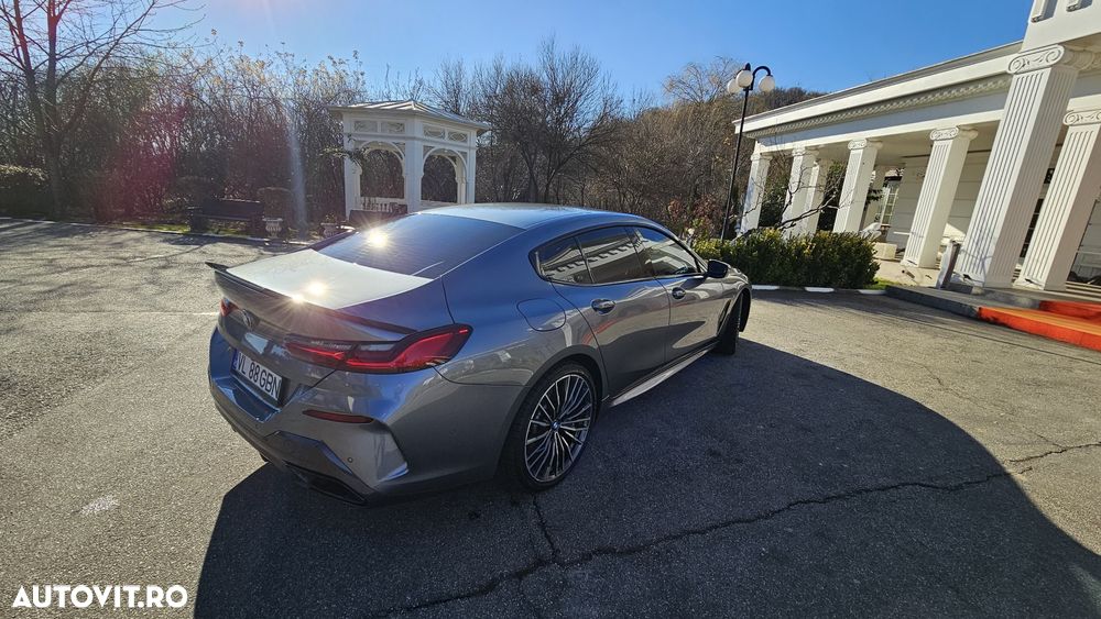 BMW Seria 8 - 23