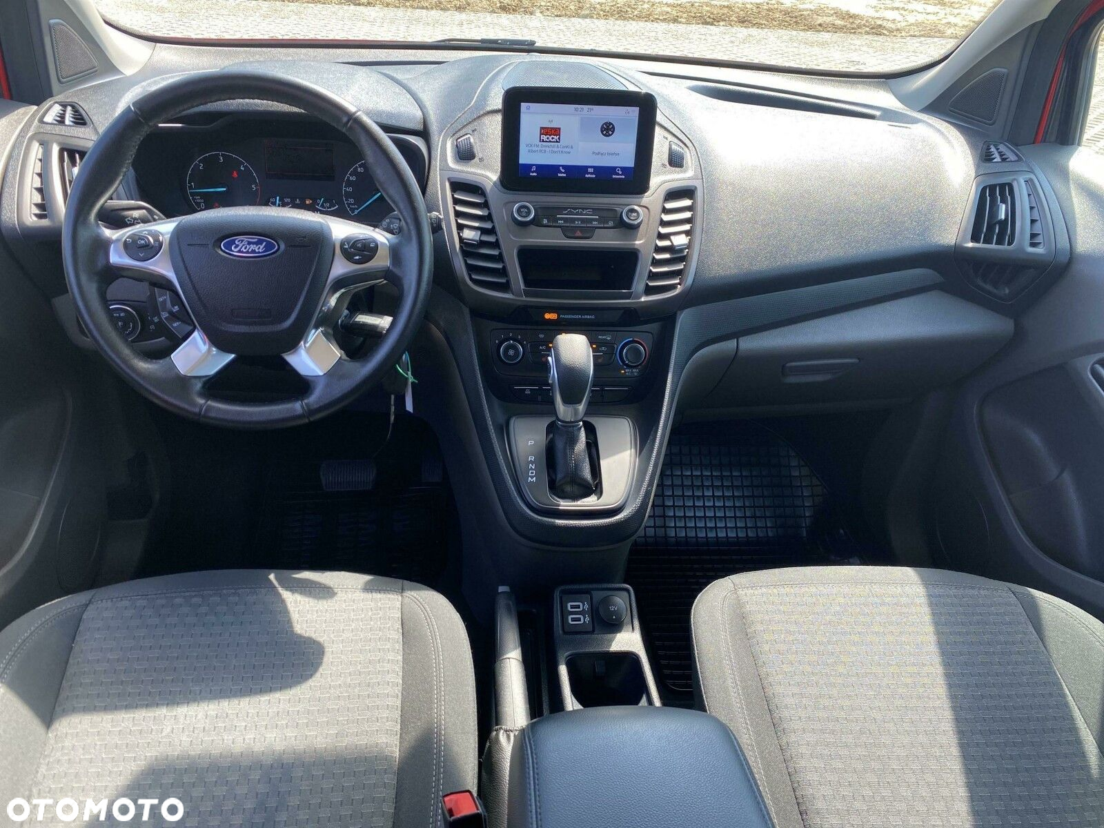 Ford Transit Connect - 12