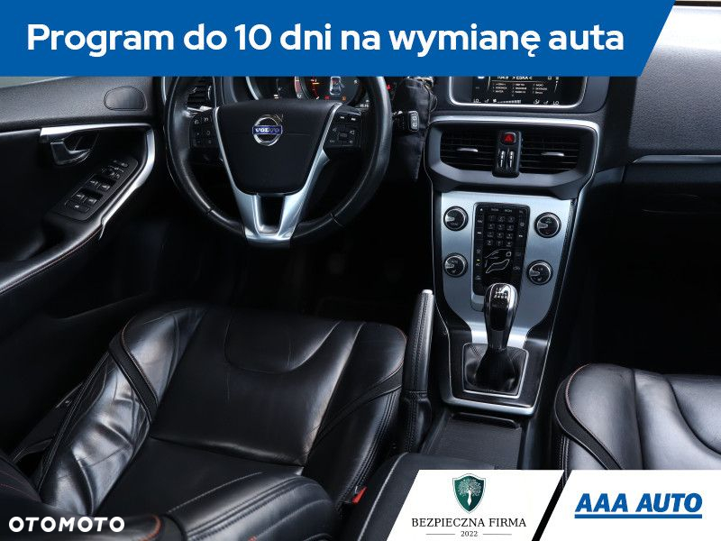 Volvo V40 - 8