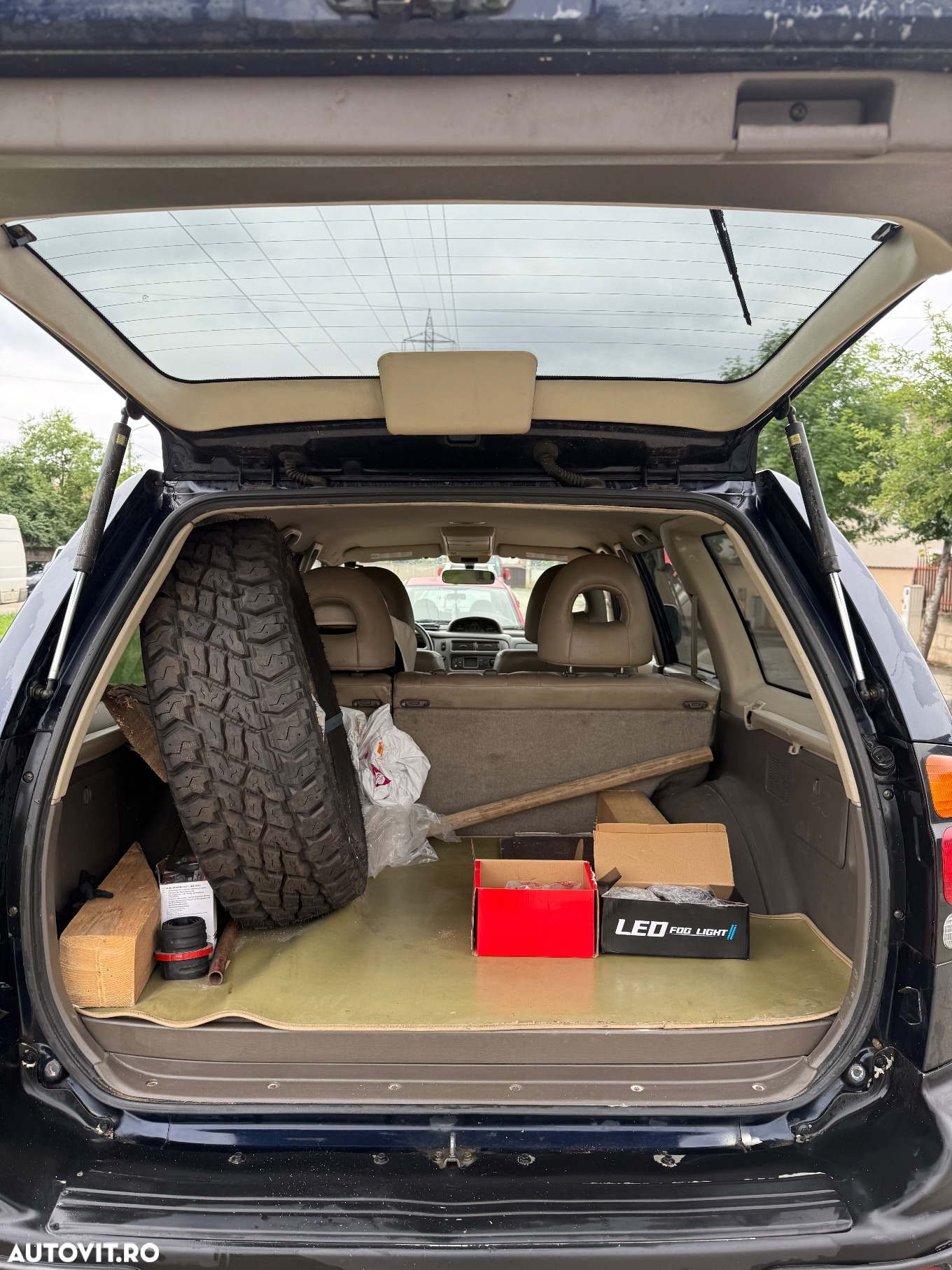 Mitsubishi Pajero Sport 2.5 TD Intense - 9